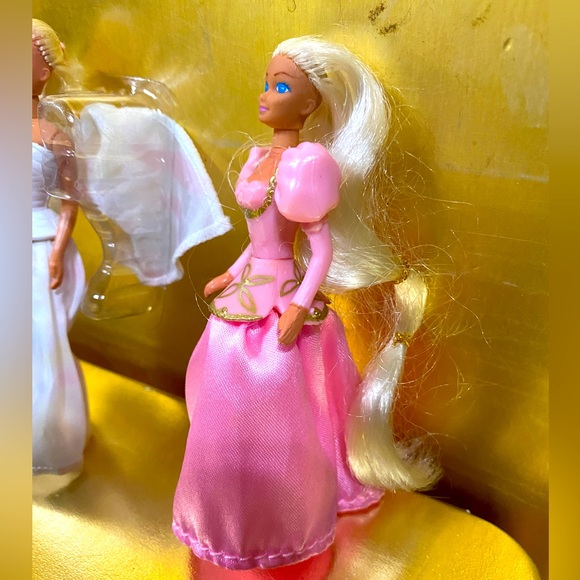 BARBIE VTG 1997 MCDONALD’S HAPPY MEAL TOY BUNDLE OF 2 HAIR YOU CAN BRUSH - Picture 4 of 12